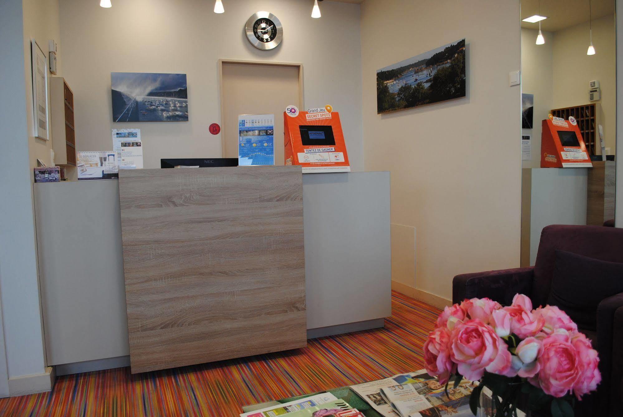 Hotel Le Goelo - Port De Paimpol Buitenkant foto