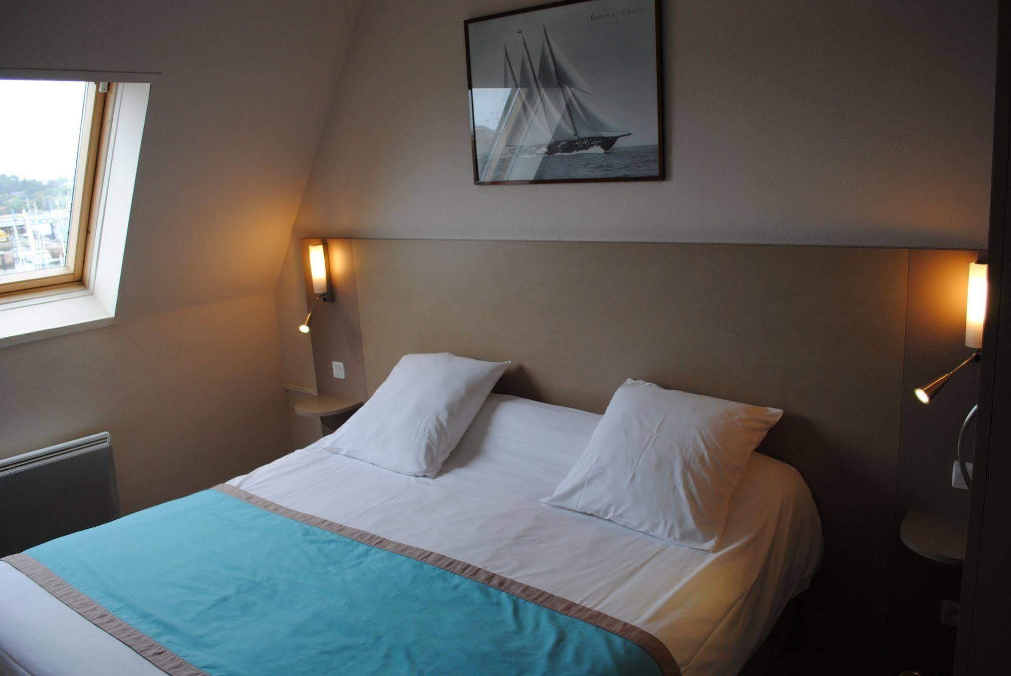 Hotel Le Goelo - Port De Paimpol Buitenkant foto